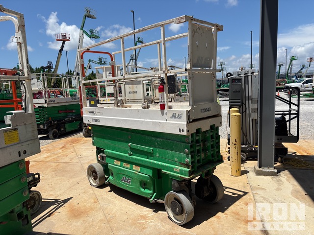 ELEVADOR TIJERA 2015 JLG 2632ES