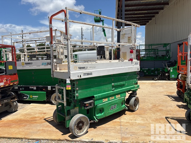 ELEVADOR TIJERA 2015 JLG 2632ES