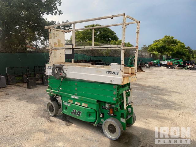 ELEVADOR TIJERA 2015 JLG 2632ES