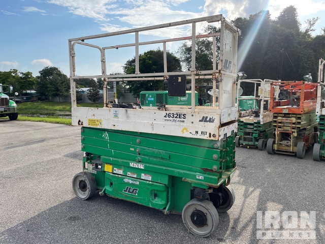 ELEVADOR TIJERA 2015 JLG 2632ES