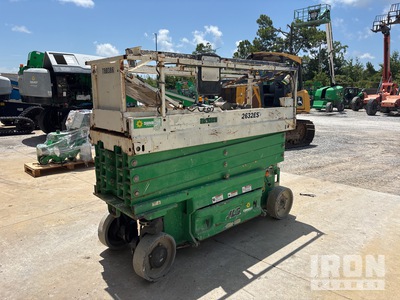 2015 JLG 2632ES Electric Scissor Lift