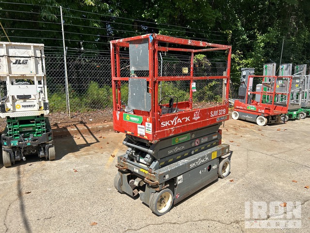 ELEVADOR TIJERA 2015 SKYJACK SJIII3219