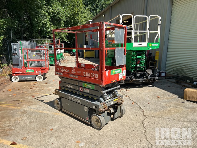 ELEVADOR TIJERA 2015 SKYJACK SJIII3219