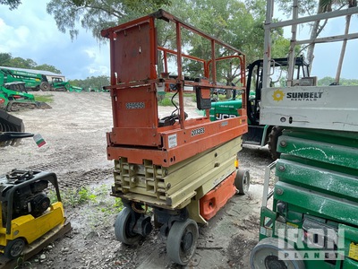 2016 JLG 2032ES Electric Scissor Lift