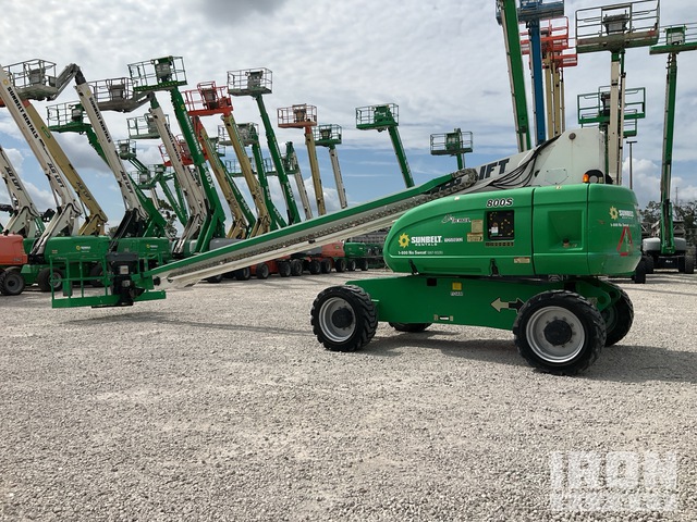 ELEVADOR TELESCóPICO 2005 JLG 4WD 800S