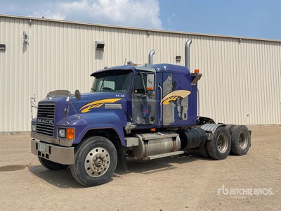 2000 Mack 6x4 Sleeper Truck Tractor