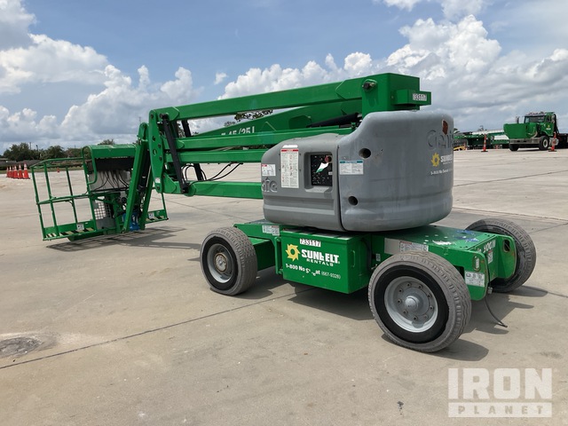 ELEVADOR ARTICULADO 2015 GENIE Z4525J