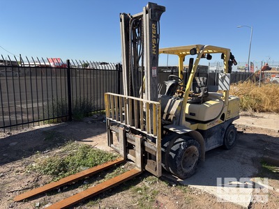 2016 Hyster 8000 lb Pneumatic Tire Forklift (Inoperable)
