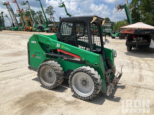 MINI CARGADOR SOBRE RUEDAS 2017 BOBCAT LOADER