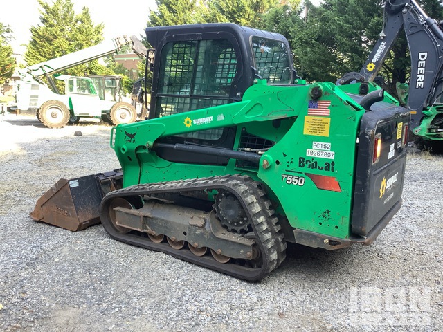 MINI CARGADOR SOBRE ORUGAS 2020 BOBCAT T550