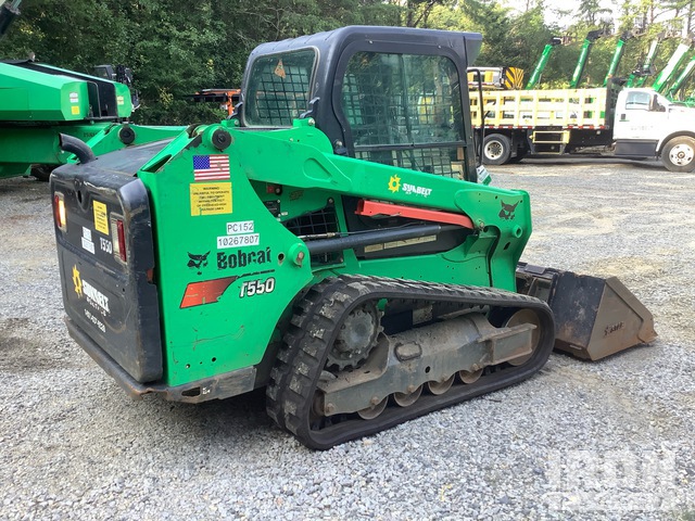 MINI CARGADOR SOBRE ORUGAS 2020 BOBCAT T550