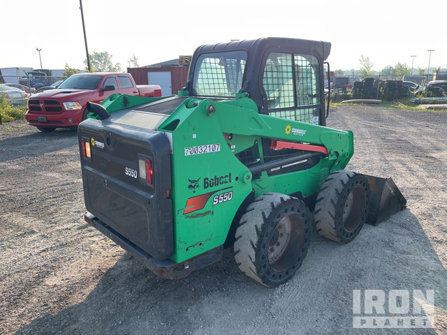 MINI CARGADOR SOBRE RUEDAS 2018 BOBCAT S550