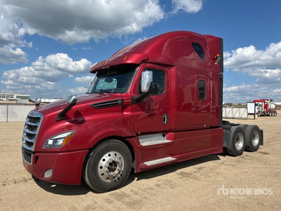 2019 Freightliner 6x4 T/A Sleeper Truck Tractor