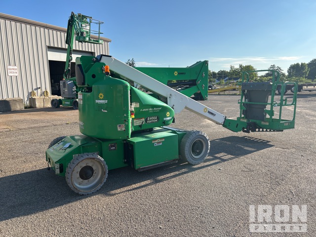 ELEVADOR ARTICULADO 2015 JLG E400AN