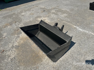 2025 GIYI GY-D5T 35 in Hydraulic Tilting Baggerlöffel - Fits Cat 3 - 5 ton (Unused)
