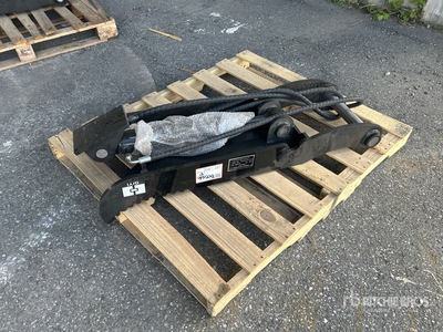 2025 GIYI GY-XJ7T 14 in Hydraulic Excavator Thumb - Fits Cat 7 - 9 ton (Unused)