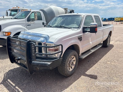 2010 Ford F-350 Lariat 4x4 Crew Cab Pick-up