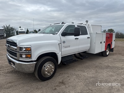 2023 Chevrolet Silverado 5500HD 4x2 Crew Cab Utility Truck