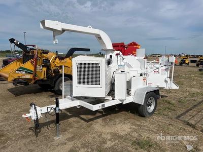 2014 Bandit 200UC Tow-Behind Wood Chipper (Inoperable)