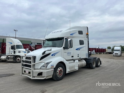 2020 Volvo VNL760 6x4 Tracteur Routier Couchette