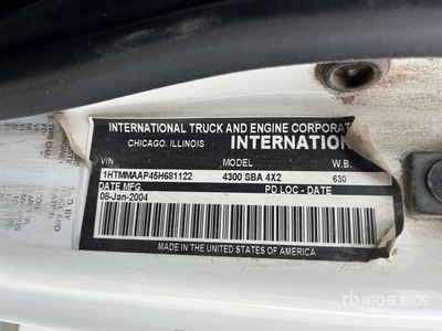 2005 International 4300 SBA 4x2 Camion Nettoyeur A Haute Pression