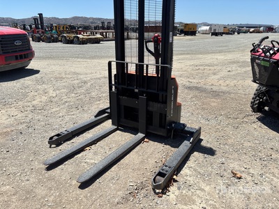 2022 Noblelift PSE26NSL-142 2600 lb Electric Wózek paletowy
