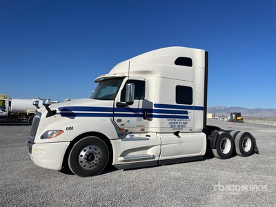 2019 International LT625 6x4 Tracteur routier couchette