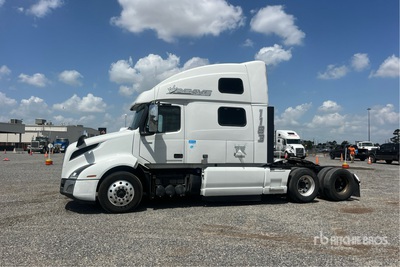 2024 Volvo VNL860 6x4 T/A Sleeper Truck Tractor