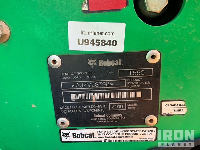 MINI CARGADOR SOBRE ORUGAS 2019 BOBCAT T550