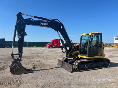 2022 John Deere 85G 油圧ショベル