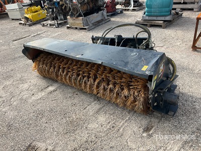 Sweepster BA118C 84 in Kompaktladerausleger - Fits Cat BA118C