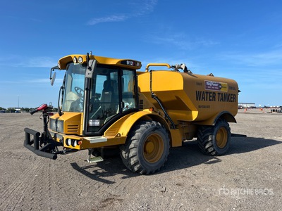 2019 Hydrema 912F 2500 gal 4x4 Vagón transportador de agua