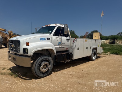 2002 Chevrolet 6500 4x2 Service Truck