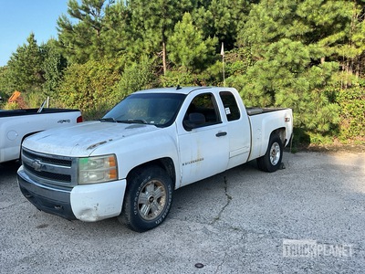 2007 Chevrolet 1500 Z71 4x4 Extended Cab Pickup
