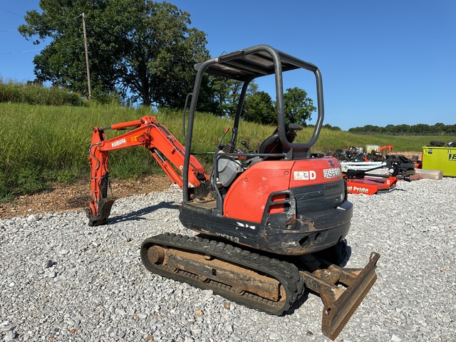EXCAVADORA KUBOTA KX713S
