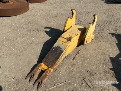 13.5 in Excavator Ripper