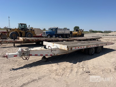 1996 Trail King TK40RB 28 ft T/A Tilt Deck Trailer
