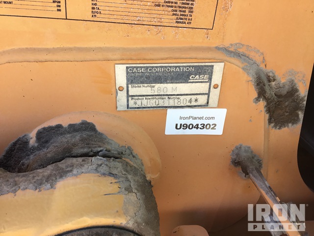 RETROEXCAVADORA 2003 CASE 580M