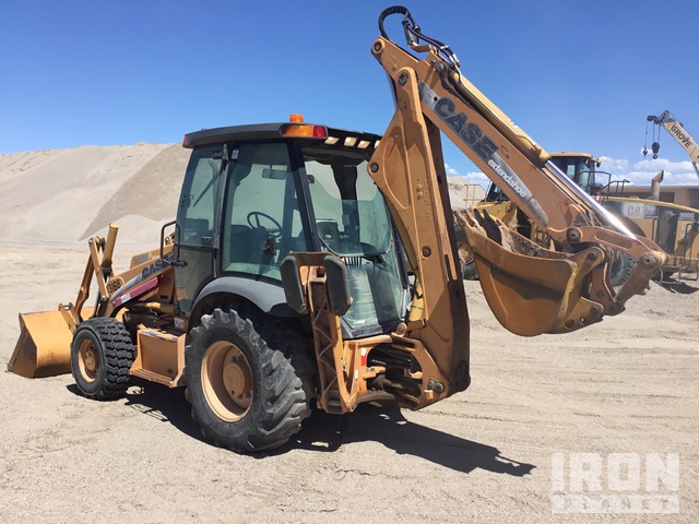 RETROEXCAVADORA 2003 CASE 580M