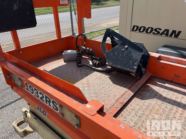 ELEVADOR TIJERA 2016 JLG 1932RS