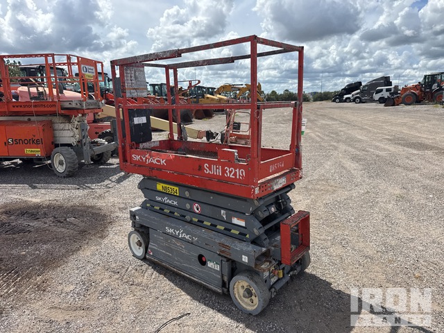 ELEVADOR TIJERA 2014 SKYJACK SJIII3219