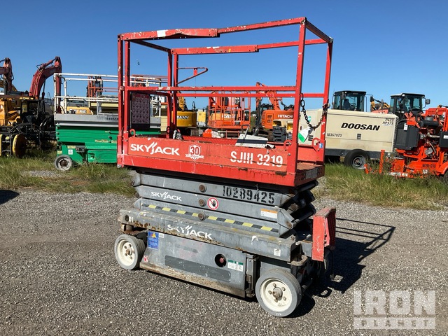 ELEVADOR TIJERA 2014 SKYJACK SJIII3219