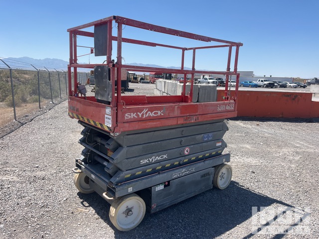 ELEVADOR TIJERA 2014 SKYJACK SJIII4632