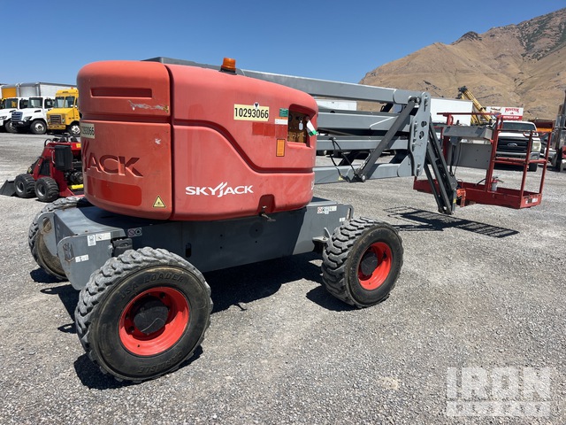 ELEVADOR ARTICULADO 2014 SKYJACK 4WD SJ46AJ