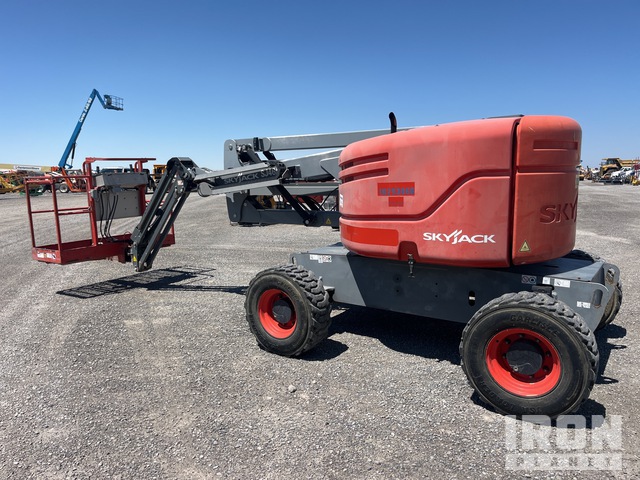 ELEVADOR ARTICULADO 2014 SKYJACK 4WD SJ46AJ
