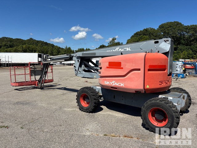 ELEVADOR ARTICULADO 2014 SKYJACK 4WD SJ63AJ