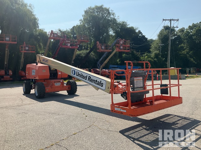 ELEVADOR TELESCóPICO 2015 JLG 4WD 800S