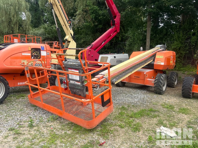 ELEVADOR TELESCóPICO 2015 JLG 4WD 600S