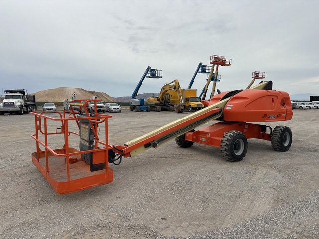 2014 JLG 400S