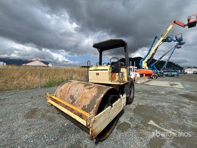 1990 Case W602BD Smooth Drum Compactor